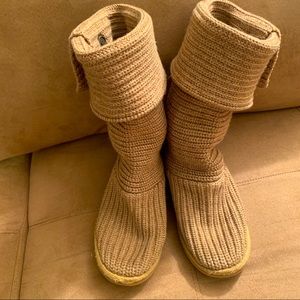 UGG 5819 Classic Cardy Knit Boots